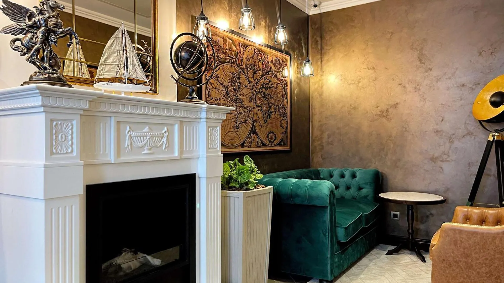 Best Western Plus Market Square Lviv Hotel