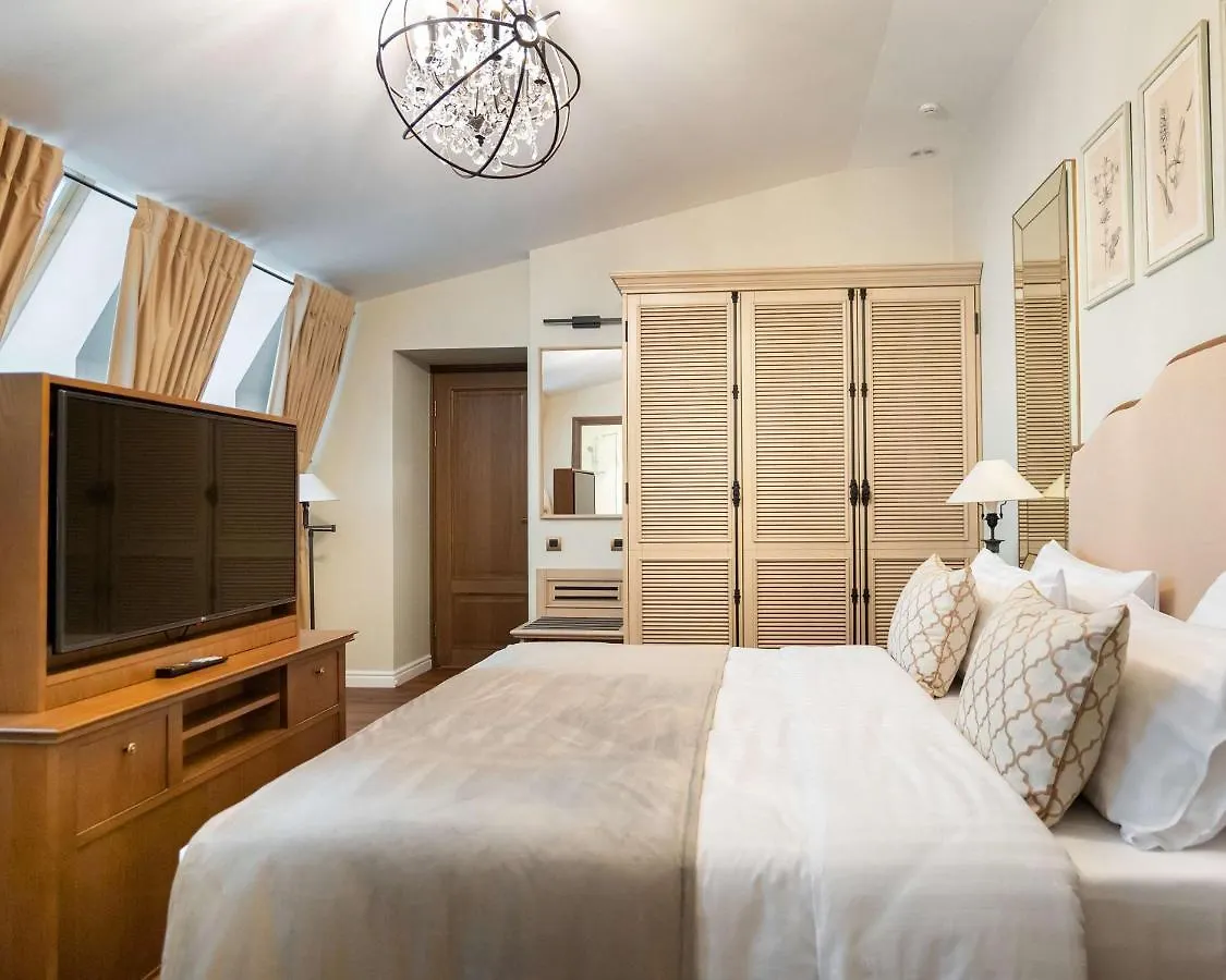 Best Western Plus Market Square Lviv 4*,