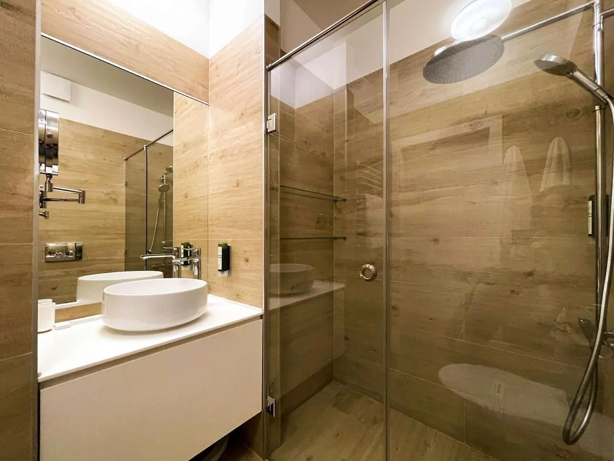 Best Western Plus Market Square Lviv 4*,