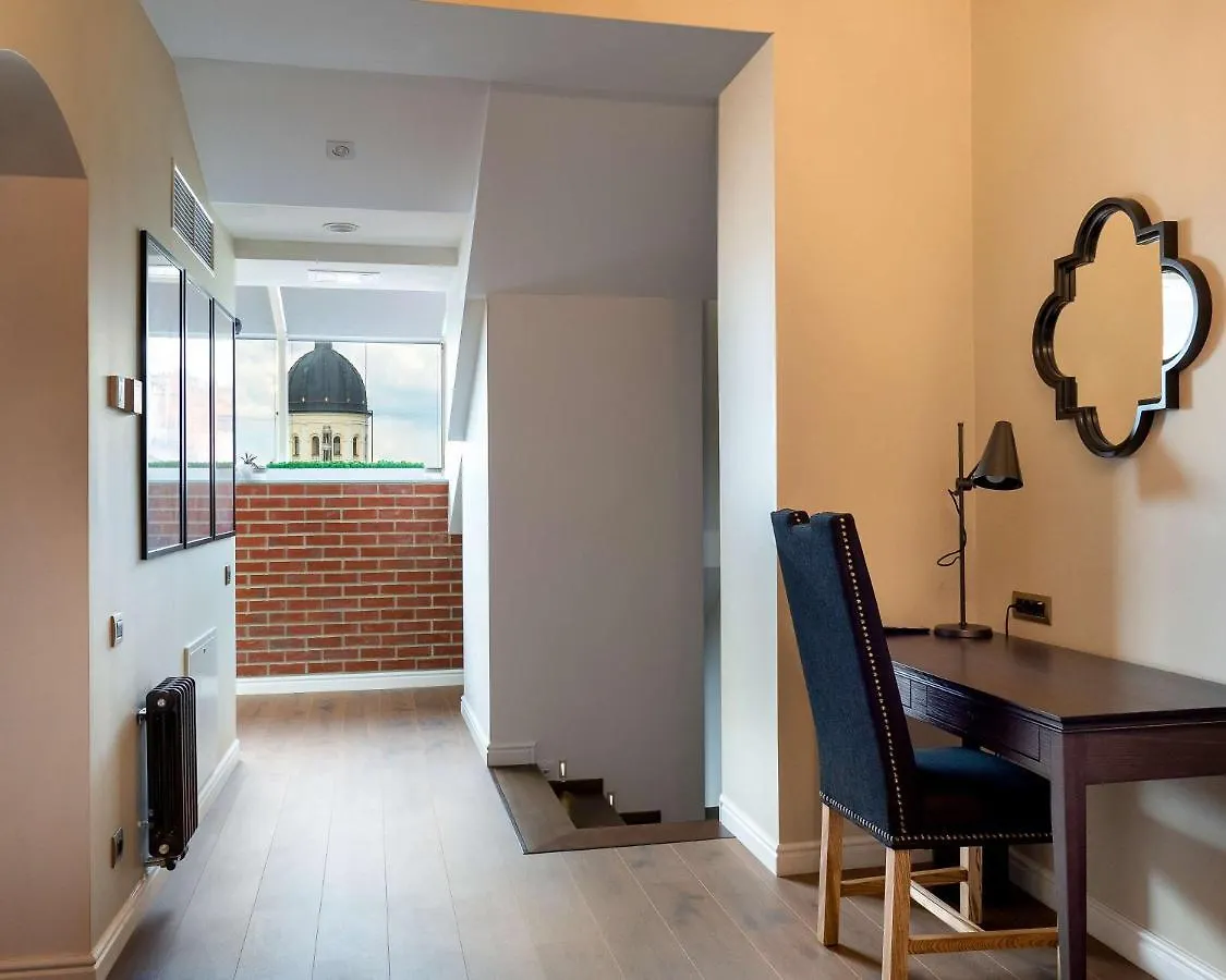 מלון Best Western Plus Market Square לבוב